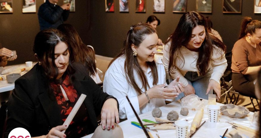 
&ldquo;Nar&rdquo; 8 Martı xanım jurnalistlərlə birgə qeyd edib