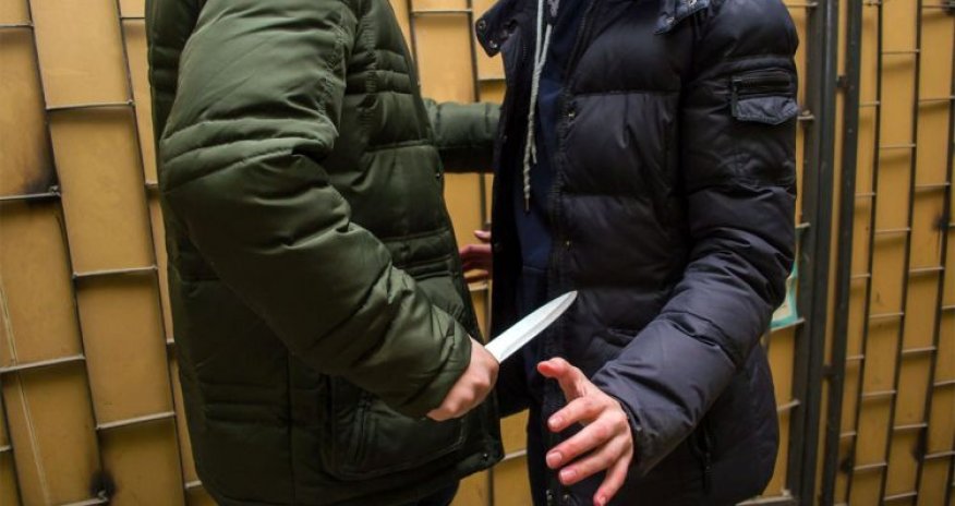 В Гяндже 18-летний юноша получил ножевое ранение