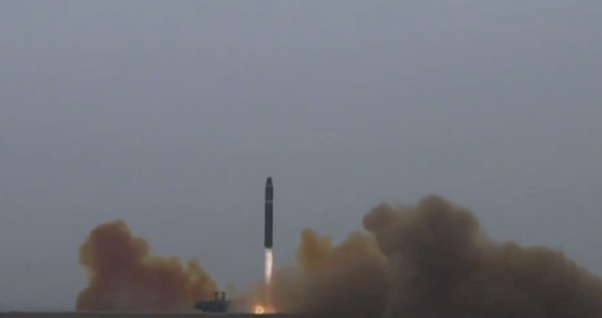 КНДР запустил баллистические ракеты в сторону Желтого моря