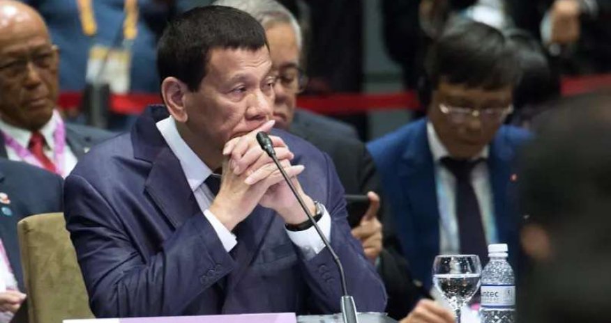 Sabiq prezident həbs olunaraq Haaqaya aparılıb