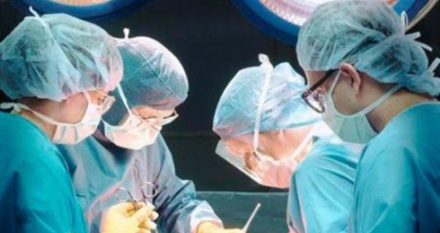 Həkimlərin reklam olunması qanunla qadağan olunmalıdır - Deputat