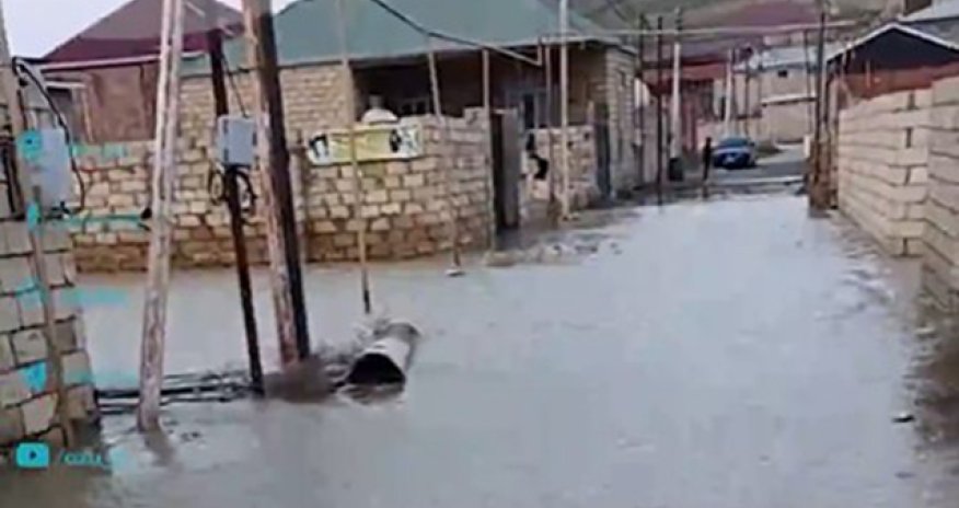 28 May qəsəbəsində evləri su basdı- Rəsmi açıqlama - Video