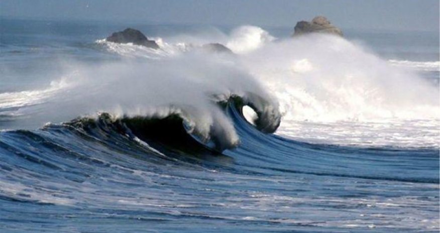 Xəzərdə dalğaların hündürlüyü 6 metrə çatacaq- Xəbərdarlıq