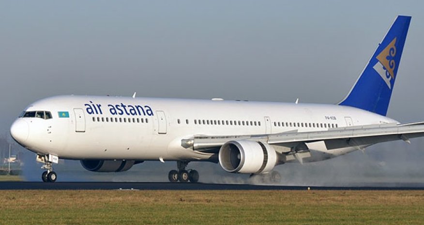 Sərnişinin halı pisləşdiyi üçün təyyarə təcili Bakıda eniş edib