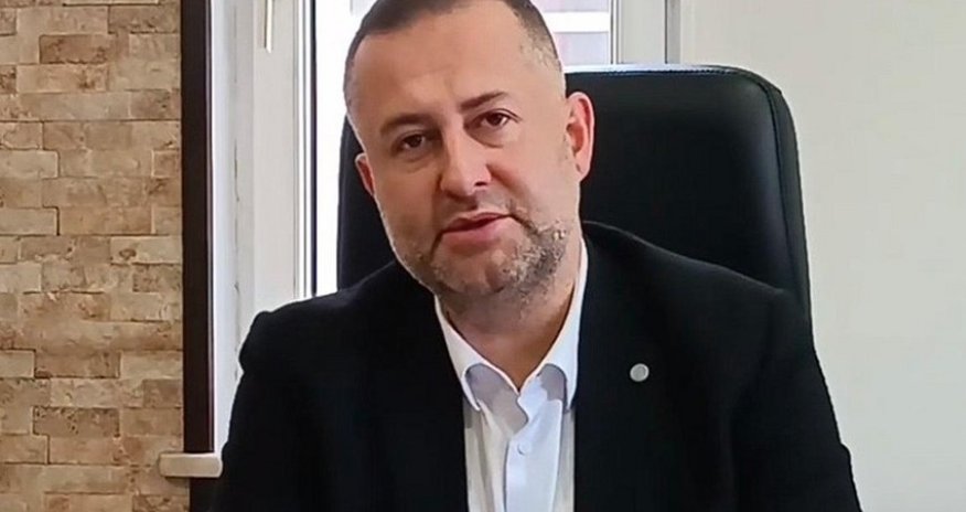 
Türkiyənin hakim partiyasının rəsmisi yol qəzasında ölüb