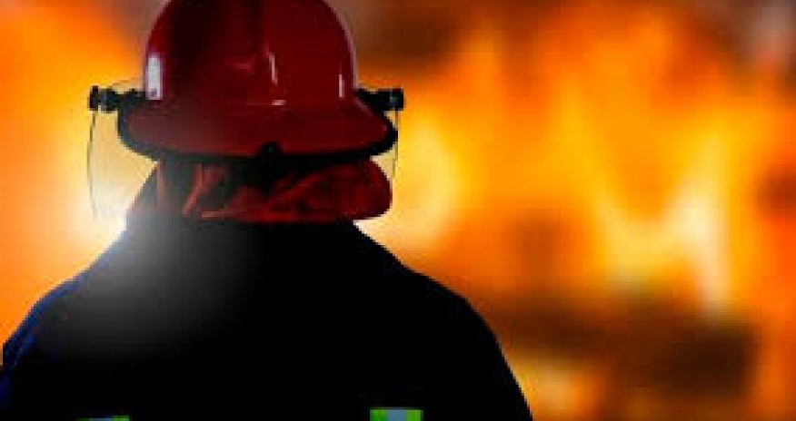 Xaçmazda yataqxanada yanğın baş verib,sakinlər təxliyə edilib