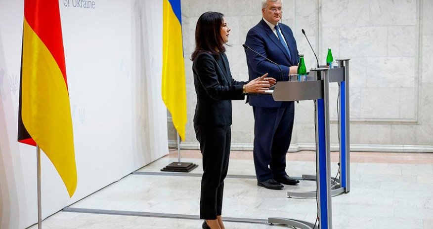 Германия выделит Украине более &euro;11 млрд военной помощи