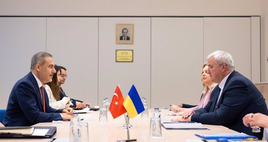 Türkiyə və Ukrayna XİN başçıları arasında görüş olub