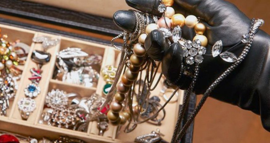 Sumqayıtda evlərdən silsilə oğurluq edən şəxslər saxlanılıb