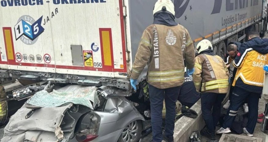 В ДТП с фурой в Турции погибли четыре человека