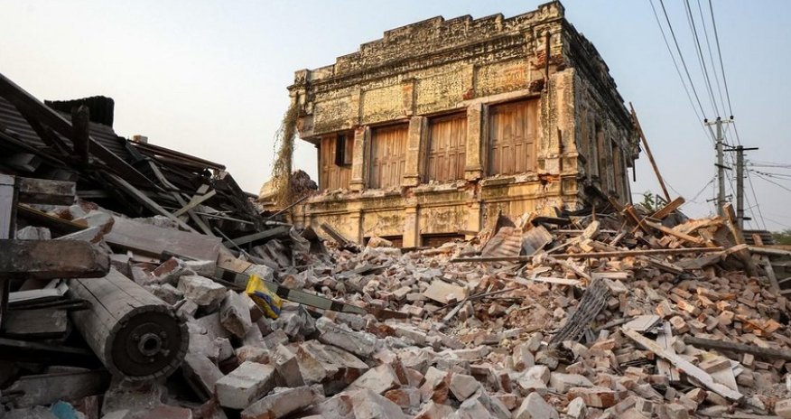 Myanmada zəlzələ nəticəsində ölənlərin sayı 3 500 nəfərə çatıb