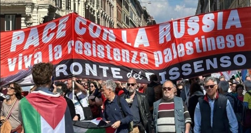 Romada minlərlə insan Avropanın yenidən silahlanmasına etiraz edib