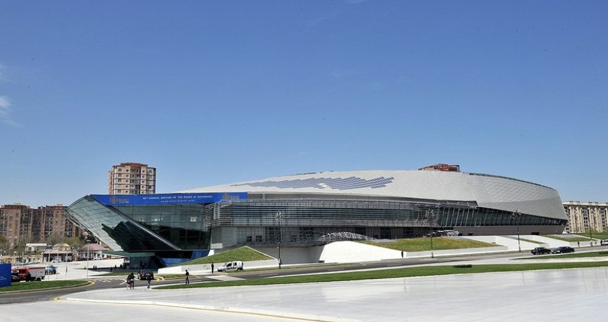 Bakı Konqres Mərkəzində problem yaranıb, tədbirlər təxirə salınıb