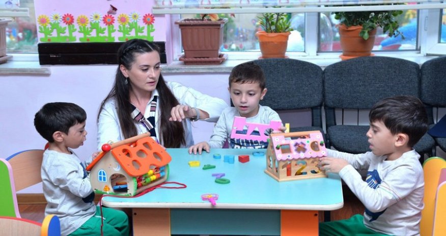 Bağçalarda tərbiyəçi-müəllimlərin yerdəyişməsi müsabiqəsi başlayır