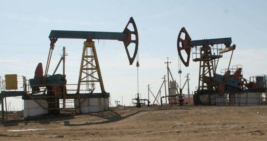 Казахстан оценивает риски, связанные с обвалом цен на нефть