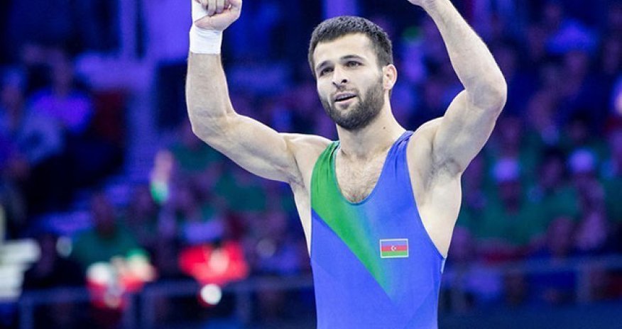 Azərbaycan güləşçisi ermənistanlı rəqibinə qalib gələrək finala çıxıb