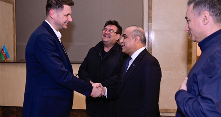 Mirça Abrudea Azərbaycana rəsmi səfərə gəlib