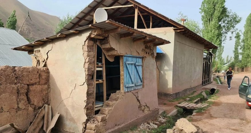 Nearly 100 homes were destroyed in Tajikistan after the earthquake