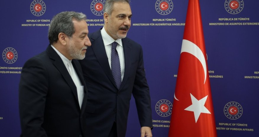 Фидан и Арагчи обсудили ядерную программу Ирана