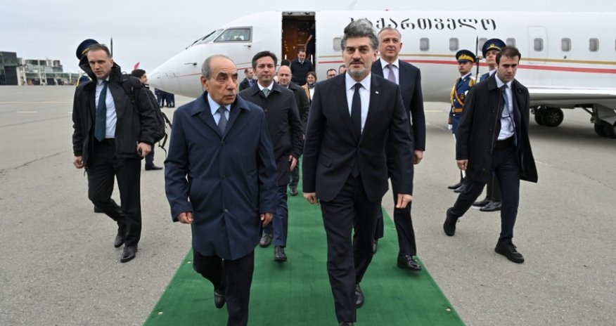 President of Georgia arrives in Azerbaijan for official visit