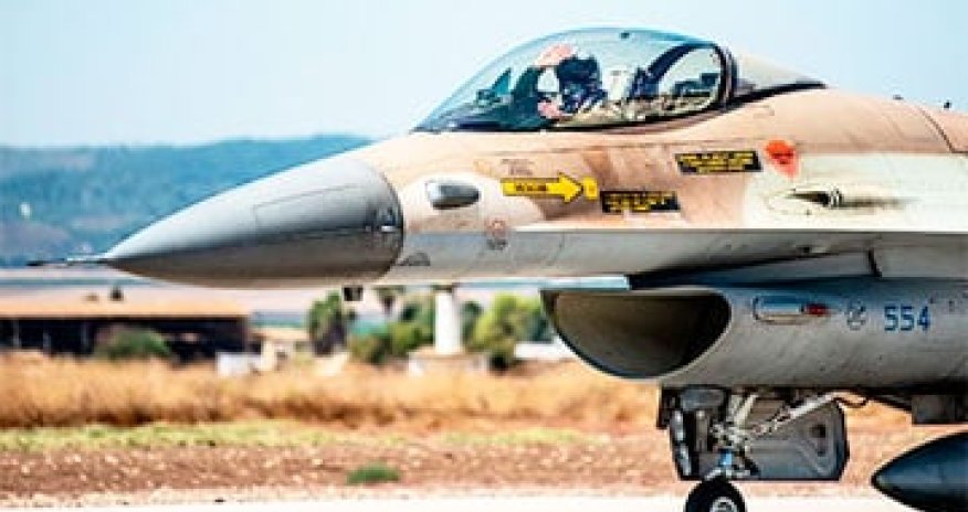 Самолет ЦАХАЛ сбросил бомбы на Израиль