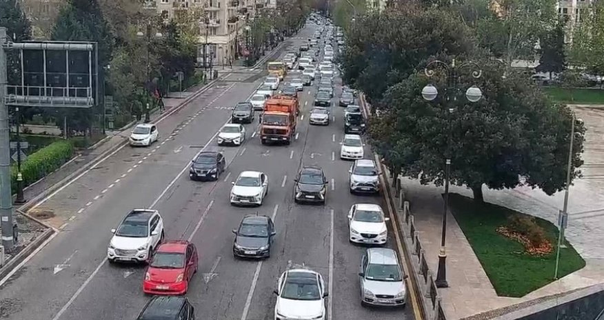 Yollarda yenə tıxac var - Siyahı