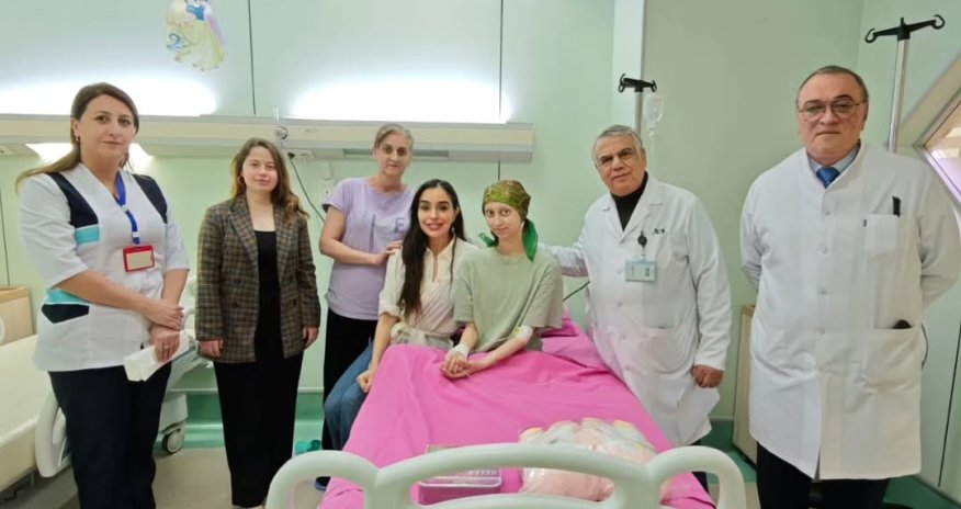 Leyla Əliyeva Uşaq Onkologiya Klinikasında olub