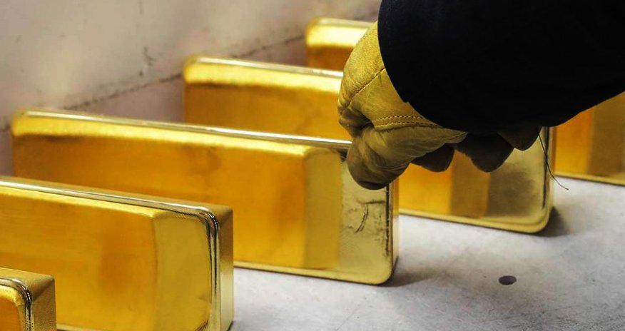 Əmtəə bazarlarında qızılın qiyməti ucuzlaşıb