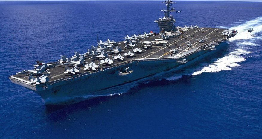 Хуситы атаковали американские авианосцы