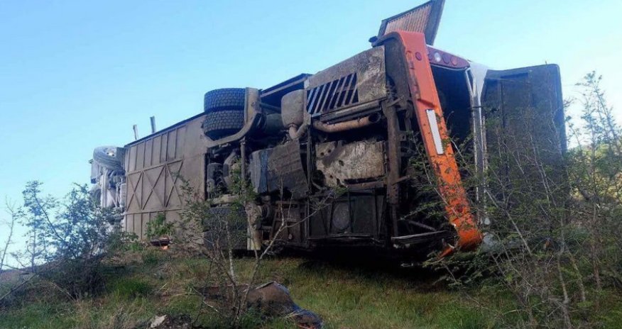 В армянском Сюнике перевернулся в иранский грузовик