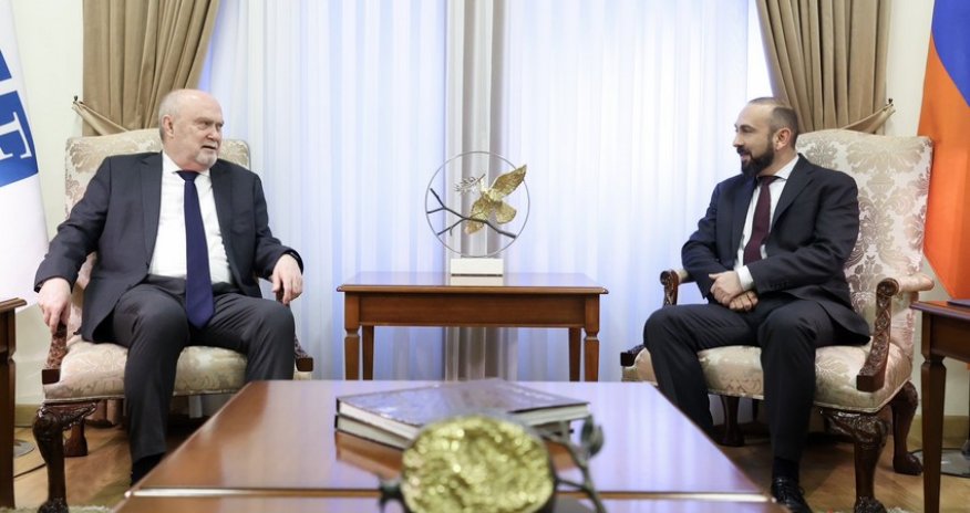 Armenian FM, OSCE chief discuss Yerevan-Baku peace talks