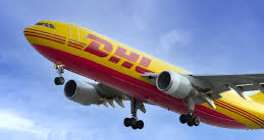 DHL приостанавливает доставку дорогих посылок в США