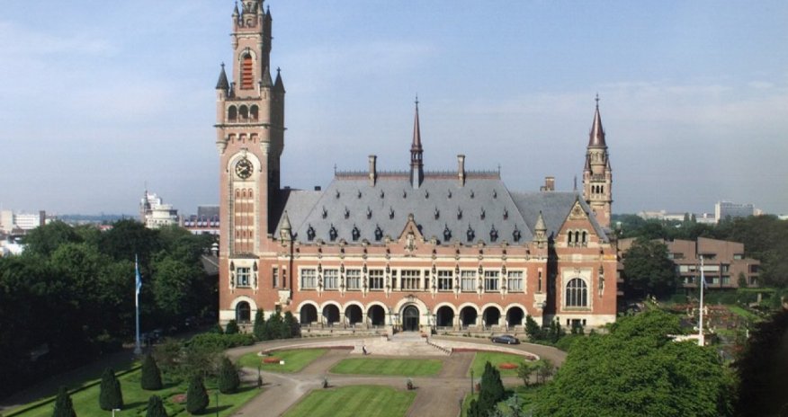 Гаага готовится арестовать 20 российских чиновников