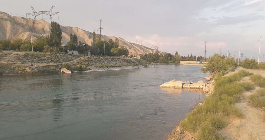 Şərurda üç yaşlı uşaq kanala düşüb