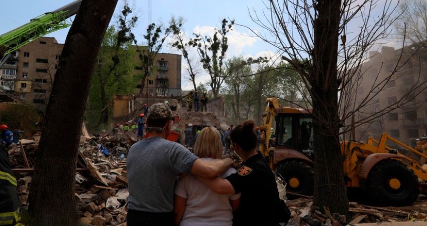 Число погибших в результате ночных ударов РФ по Киеву возросло до 10, пострадали 90 человек
