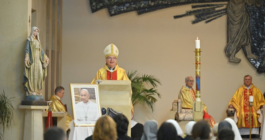 Bakıda Roma Papası Fransiskin ruhuna Müqəddəs Messa keçirilib
