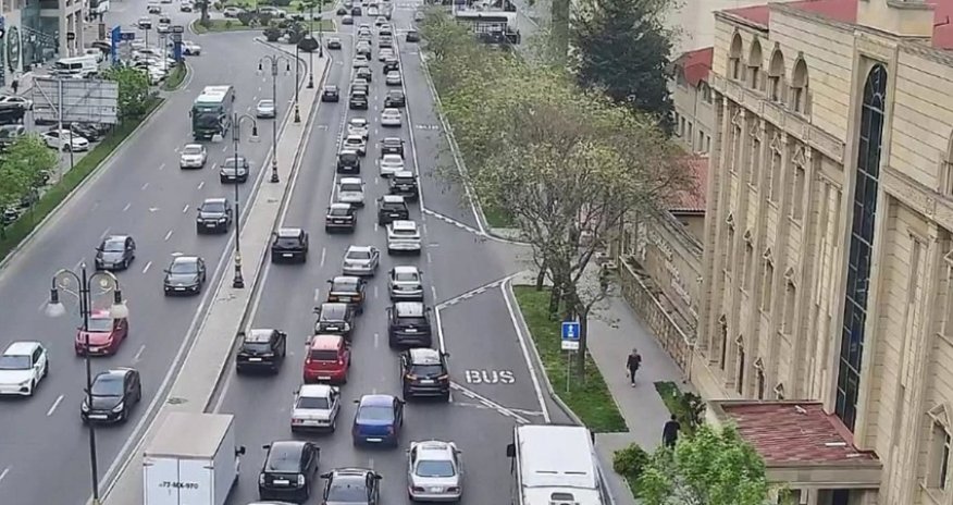 Yollarda tıxac var - Siyahı