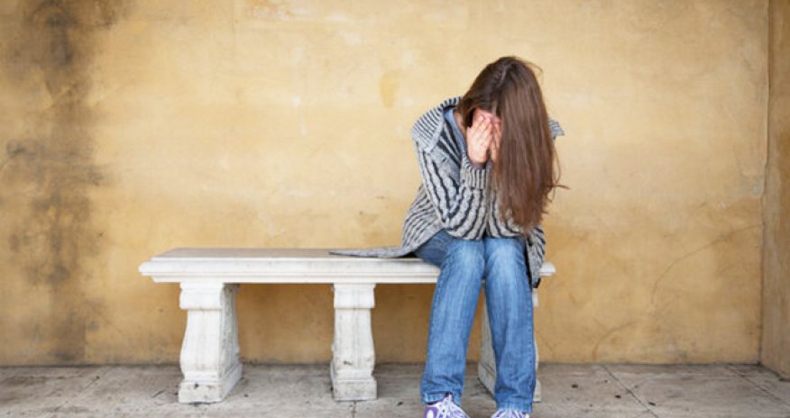 В Баку мать принуждала 14-летнюю дочь к проституции - ведется расследование
