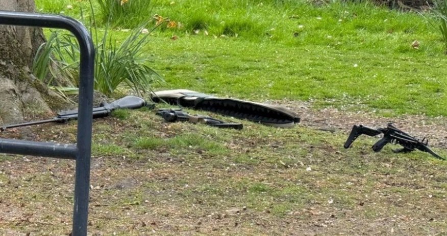 На севере Англии мужчина с арбалетом и ружьем напал на людей