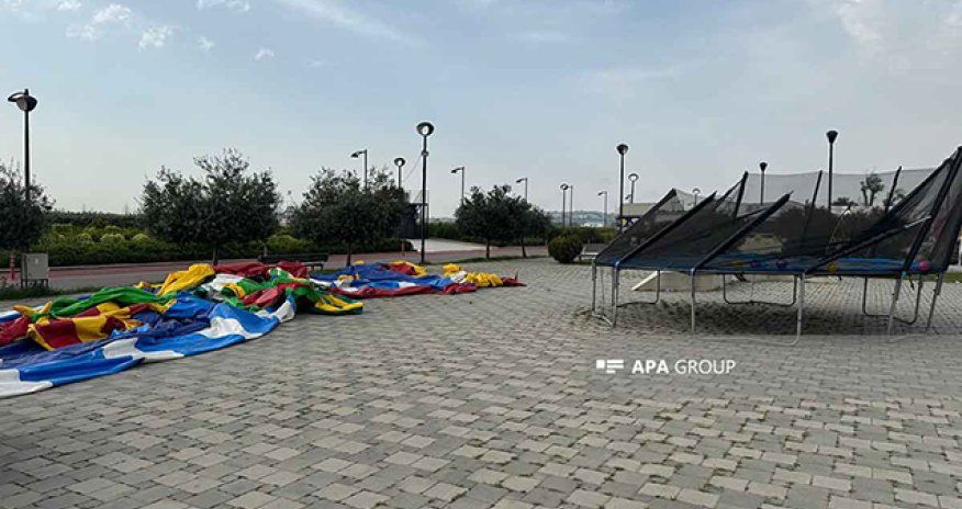 Külək Böyük Şor bulvarında attraksionu aşırıb