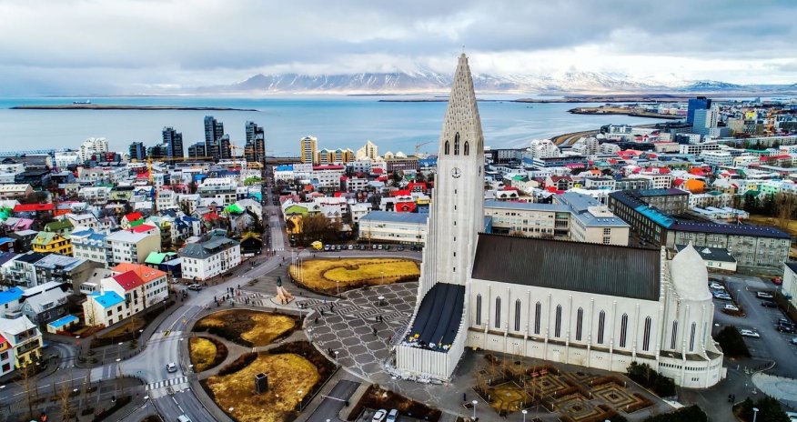 Исландия ищет спасение в Евросоюзе