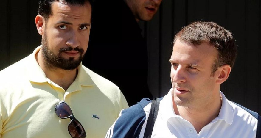 Интерпол объявил в розыск экс-начальника охраны Макрона