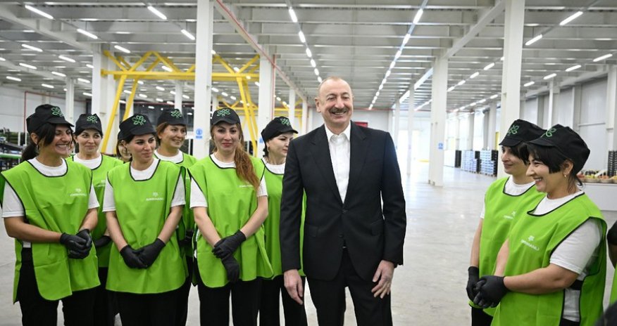 Prezident Qusarda bağçılıq və soyuducu anbar kompleksinin fəaliyyəti ilə tanış olub