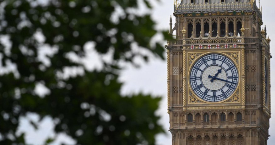 UK to provide &pound;5 bln in credit guarantees for Azerbaijan projects