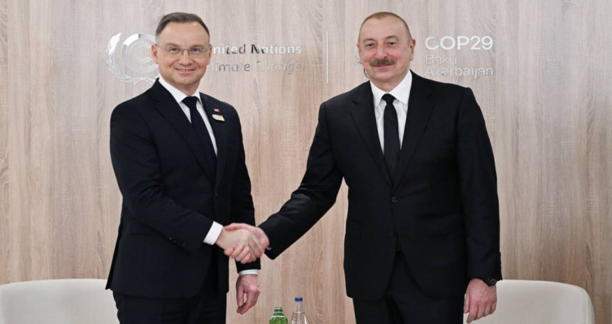 Ильхам Алиев поздравил президента Польши