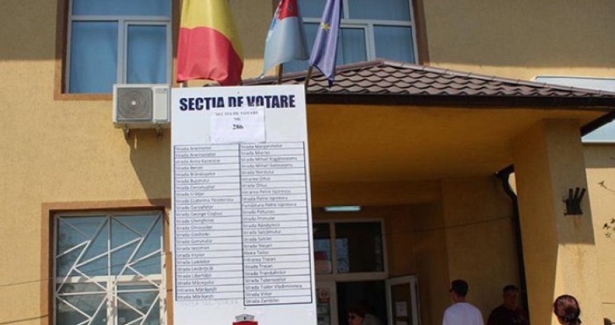 Rumıniyada prezident seçkilərinin 1-ci turu keçirilir