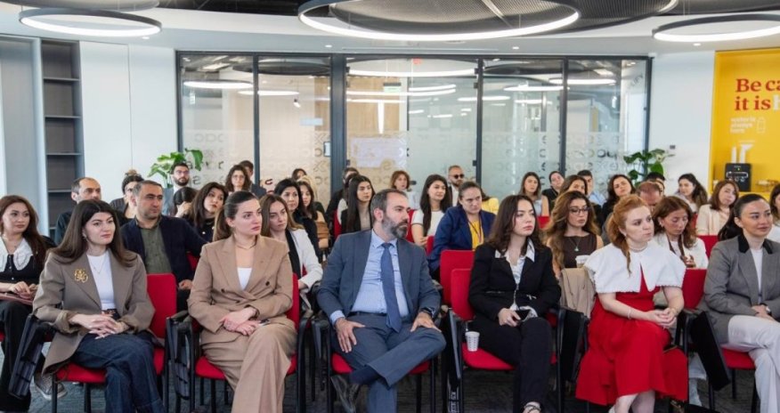 Azerbaijan to send second banking mission to U.S. in May