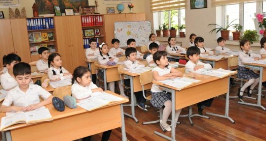 Sabahdan şagirdlərin yerdəyişməsi müvəqqəti dayandırılacaq