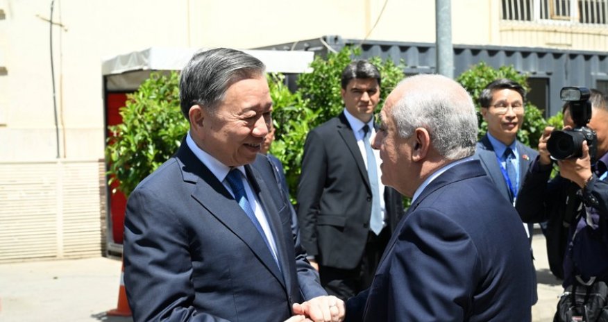 Azərbaycanın Baş naziri To Lamla görüşüb