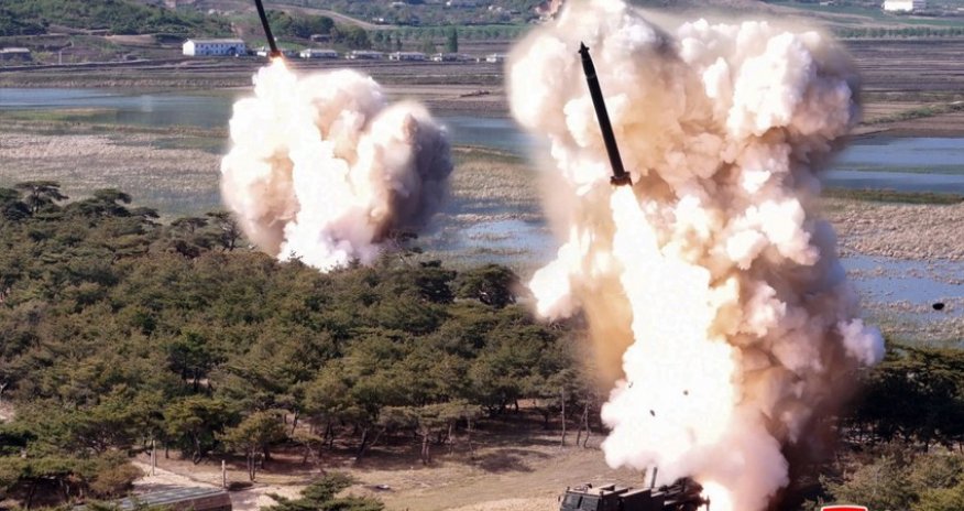 КНДР провела ракетные учения под руководством Ким Чен Ына